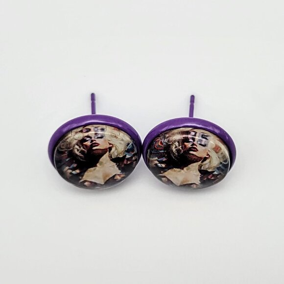 Lady Gaga Women's Pop Music Icon Fashion Earrings - Picture 2 of 2